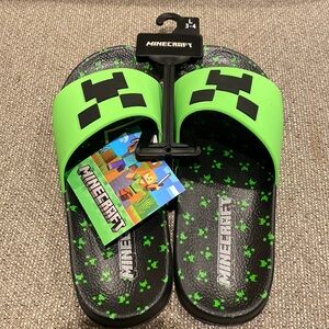 Mine craft size 3-4 slip ons